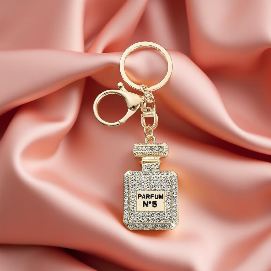 Luxurious perfume bottle keychain – elegance on the go
