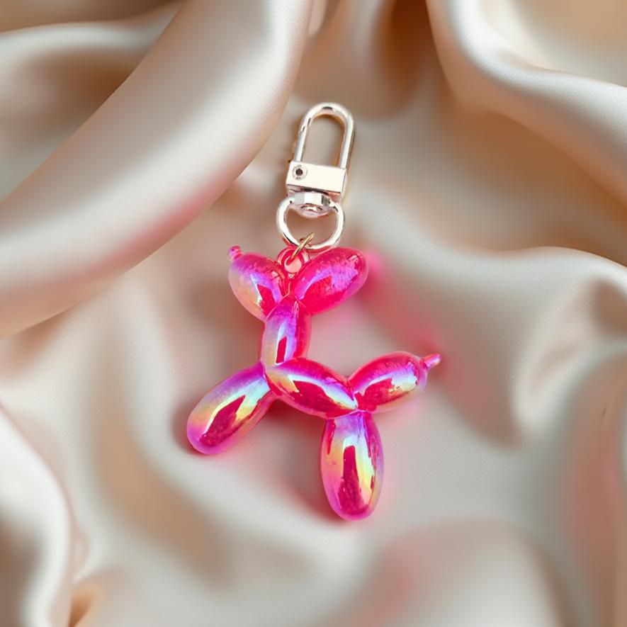 Luftballonhund Schlüsselanhänger – Schimmerndes Pink mit Goldclip