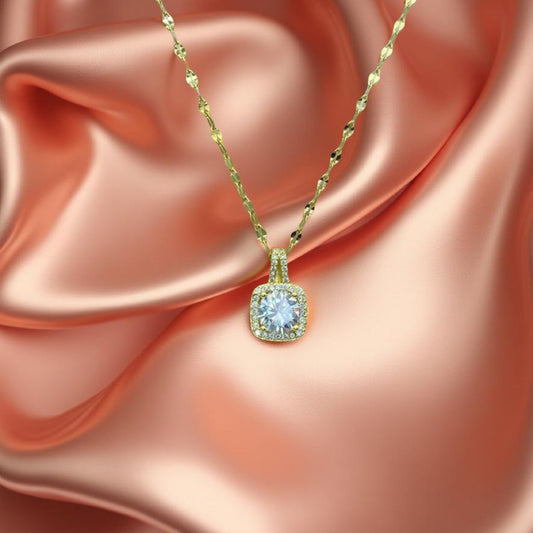 Eleganz in Gold – Funkelnde Zirkonia-Kette im luxuriösen Design